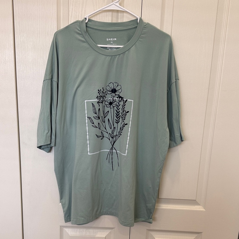 SHEIN Sage Green Floral Sketch Tee